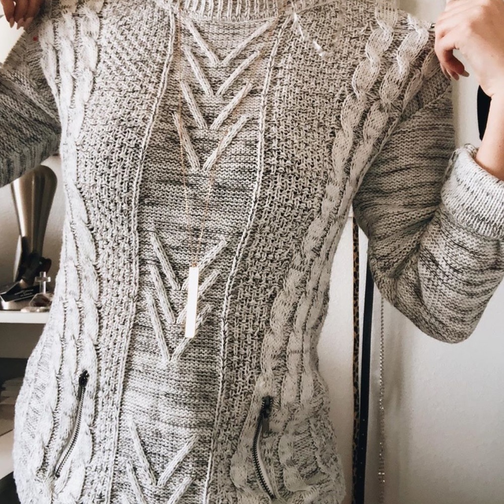 Long Grey Sweater - Picture 2 of 4
